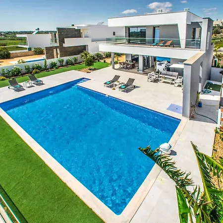 Sunset Vista Villa *